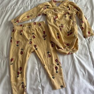 Hanna Andersson Yellow Tulip Kids Pajama Set